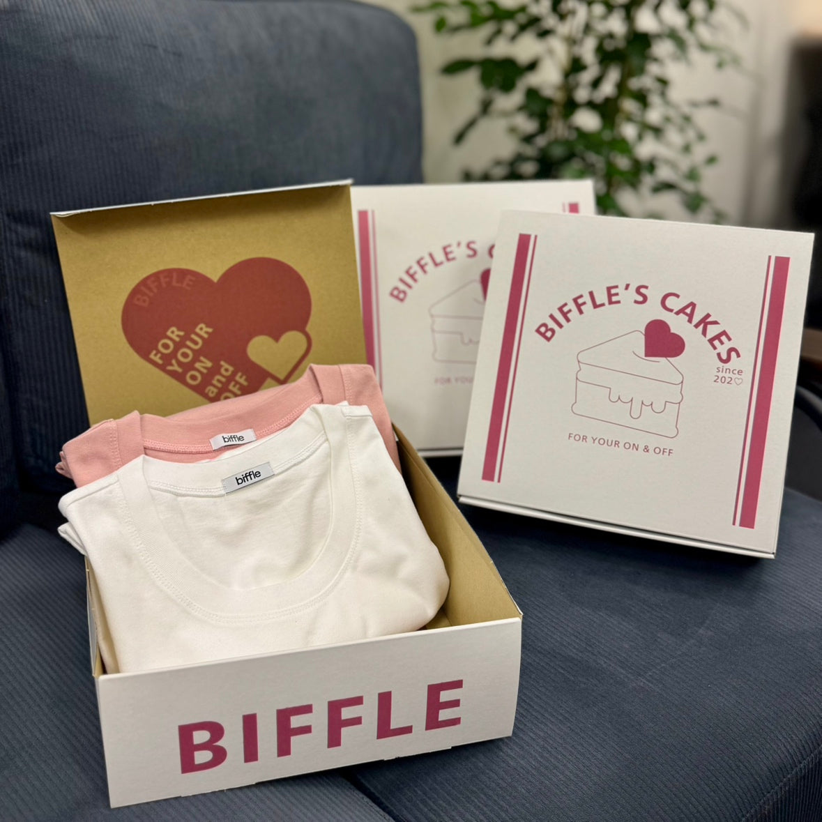 by D  (Special "DAY" BOX)