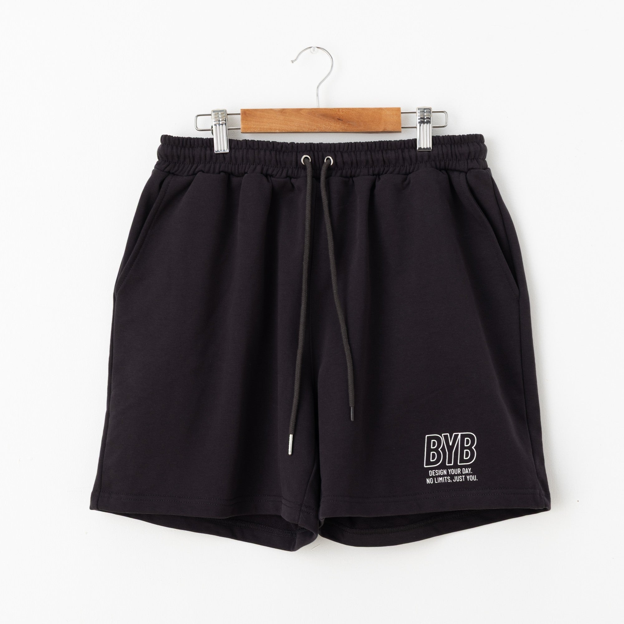 byb WYE Half Pants
