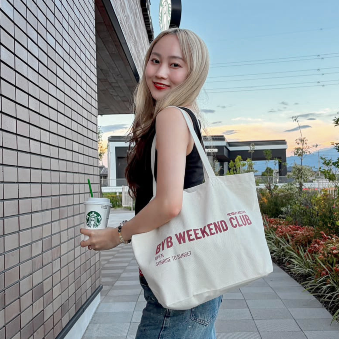 byb WEEKEND CLUB Tote Bag